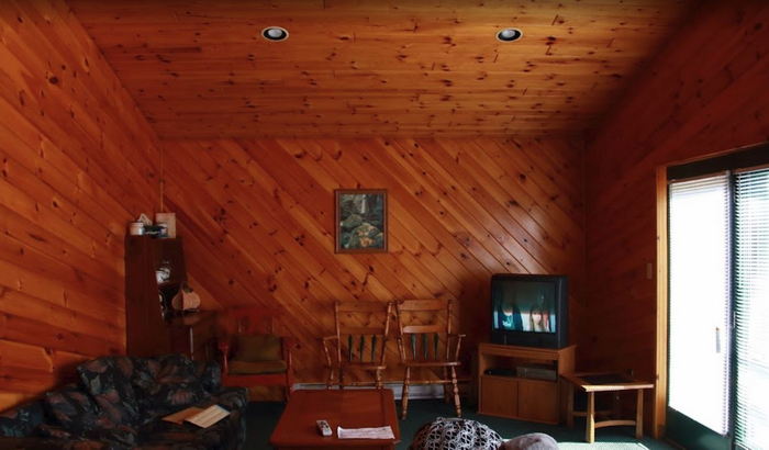 Gordons Resort (Gordons Motel) - From Web Listing (newer photo)